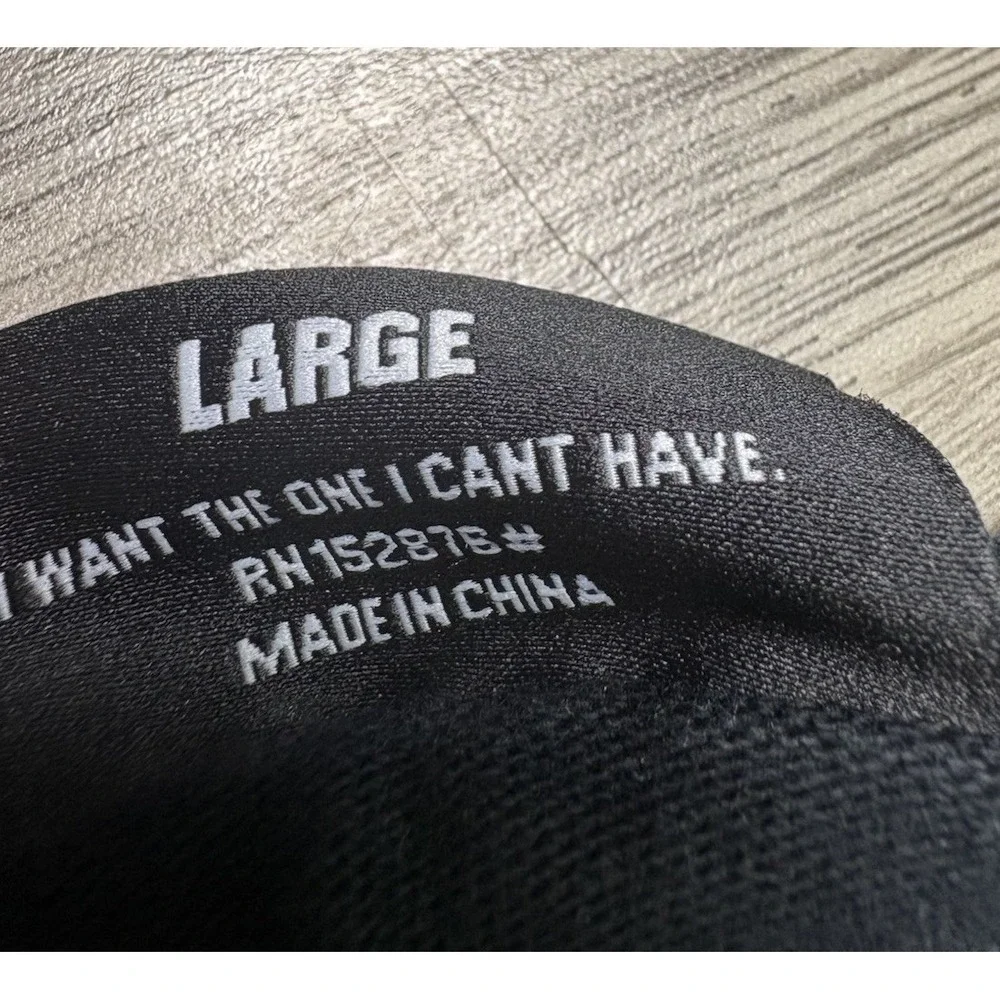 PLEASURES Despair Skull Graphic Print Crewneck Shirt Mens L Pullover Black Punk - Picture 7 of 11